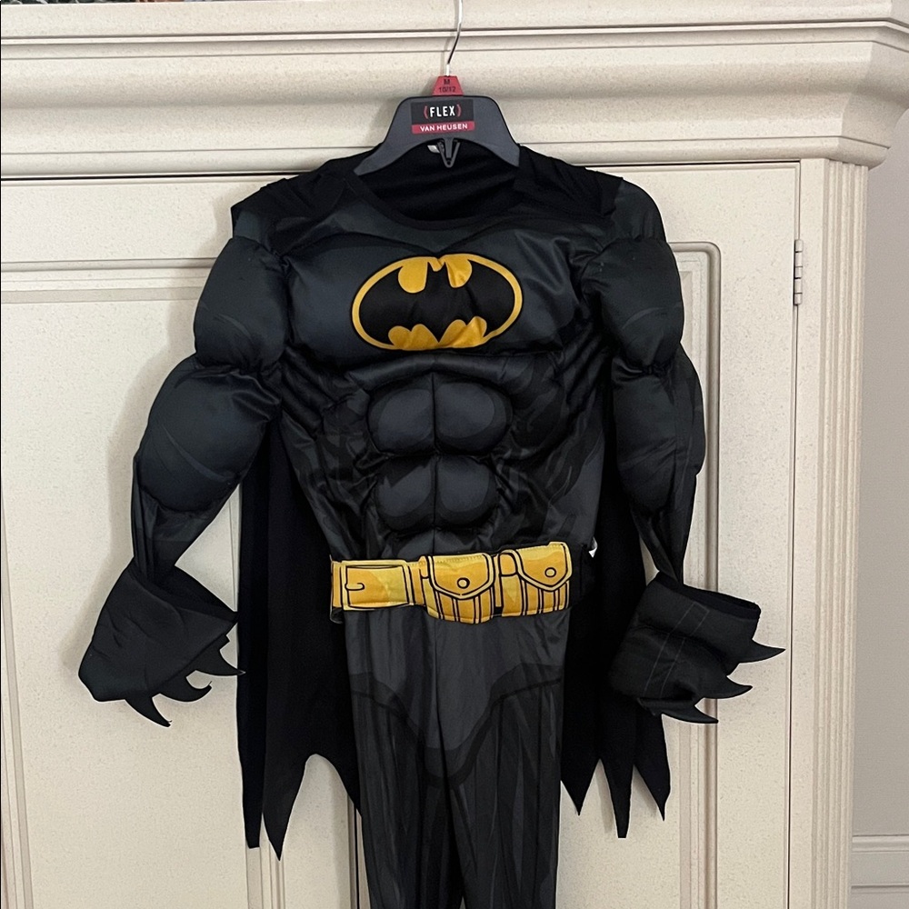 Superhero Costume - Black and Gold